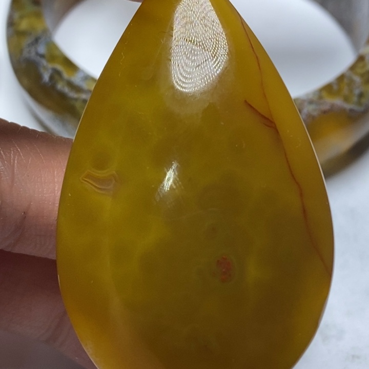 玛瑙/玉髓颈饰未镶嵌
