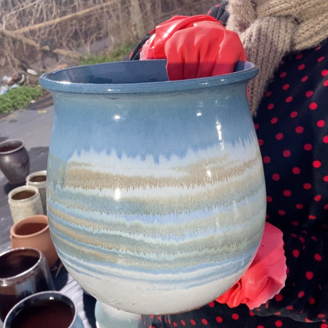 红陶口22高25～～～