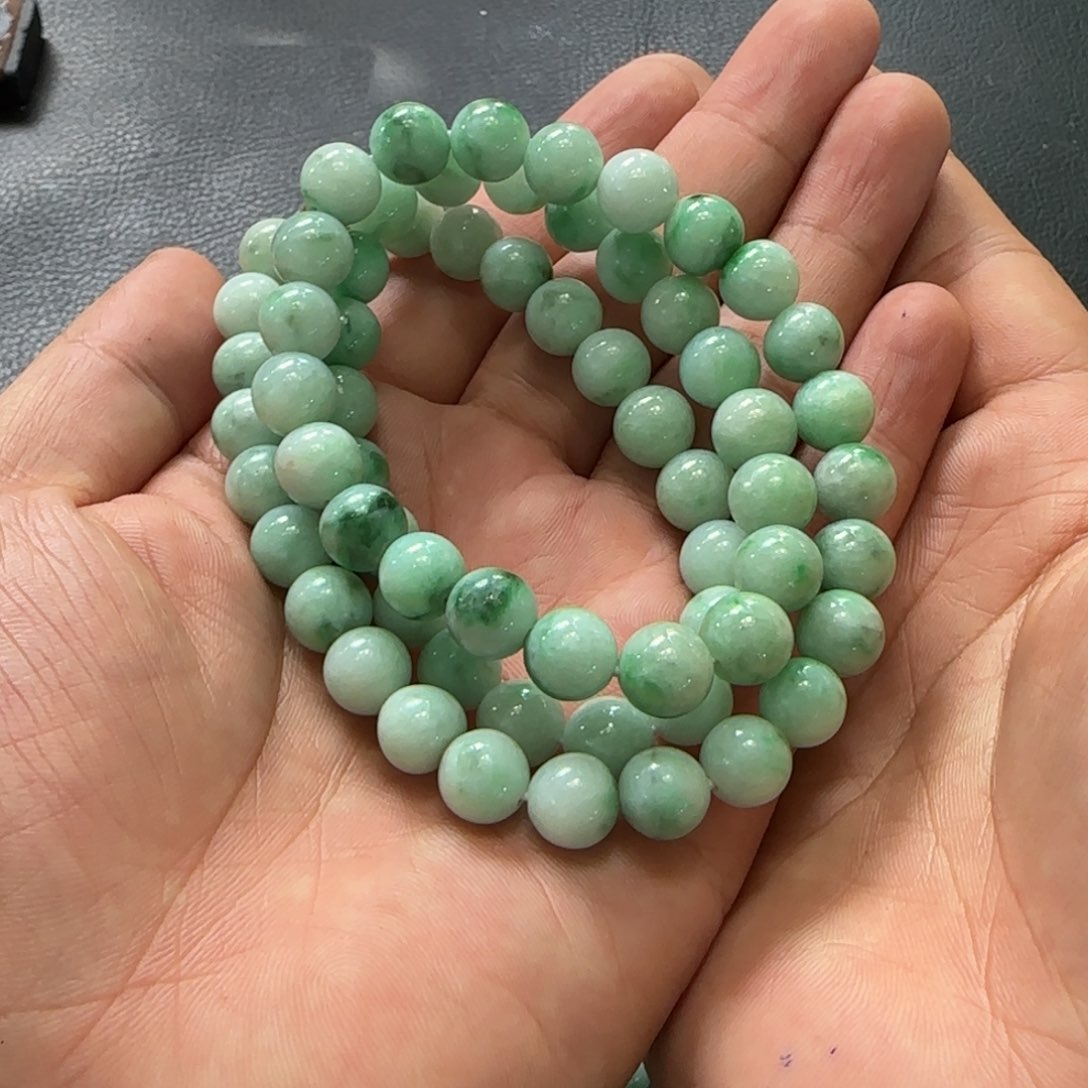 定制翡翠未镶嵌红*?