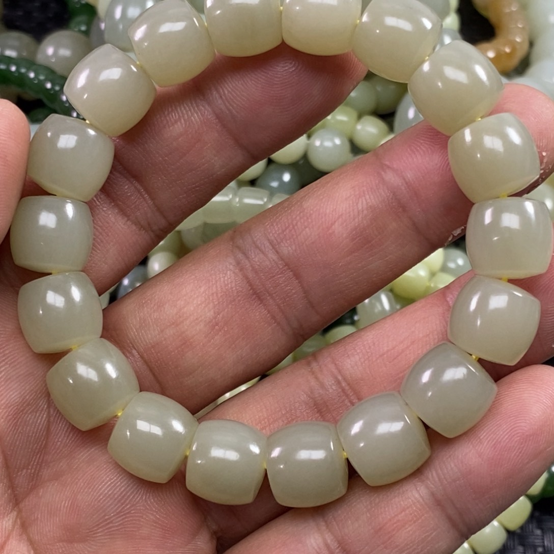 和田玉手链未镶嵌