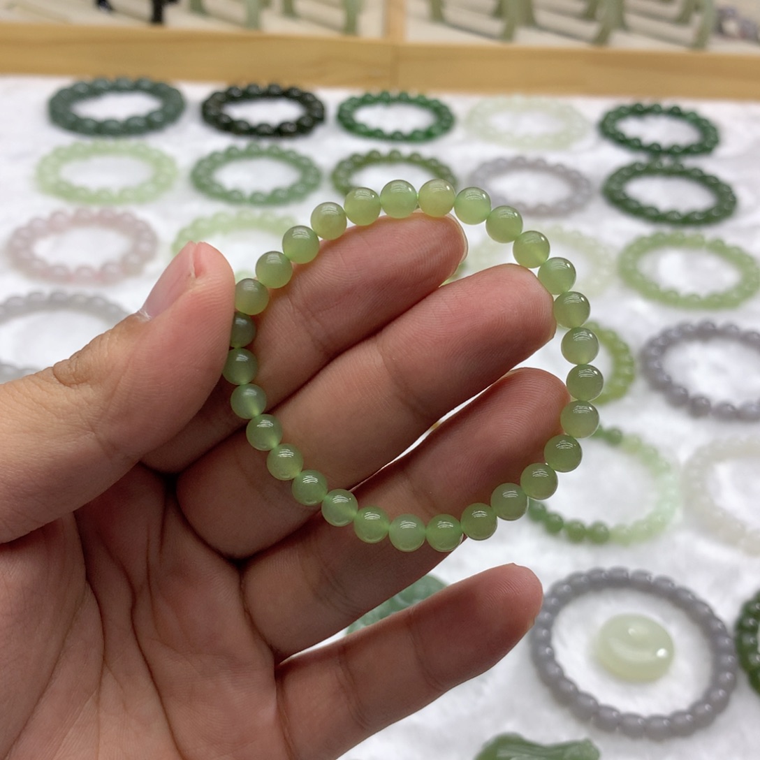 未镶嵌手串和田玉（冰晴绿5.8）