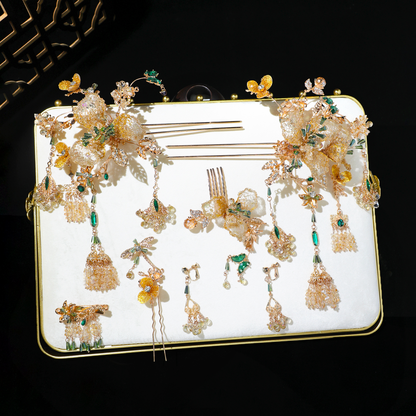 HZ1316高级减龄秀禾头饰