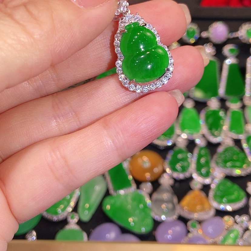 【闪购商品】翡翠未镶嵌颈饰天然翡翠