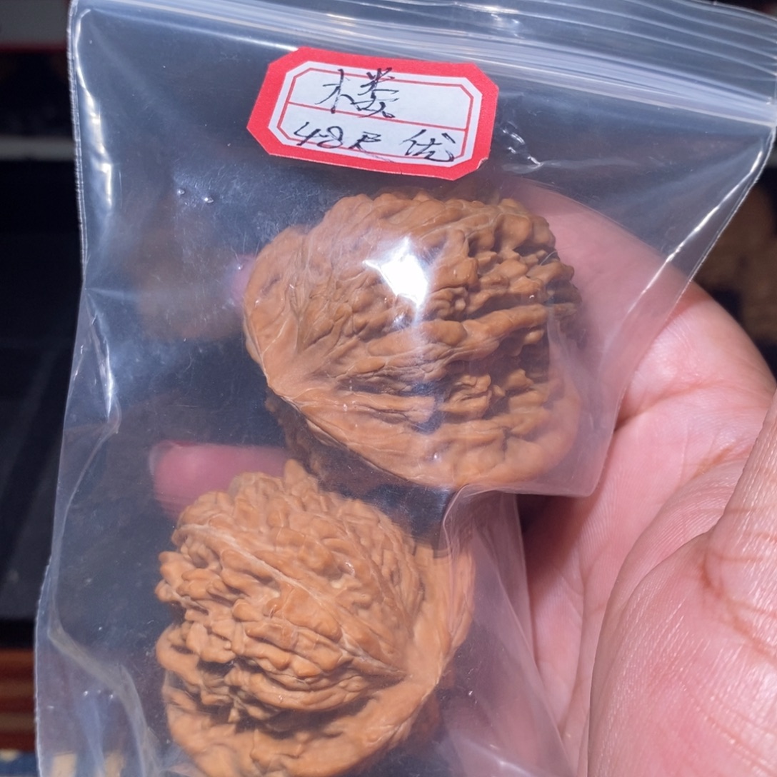 一***柴把件文玩核桃四座楼