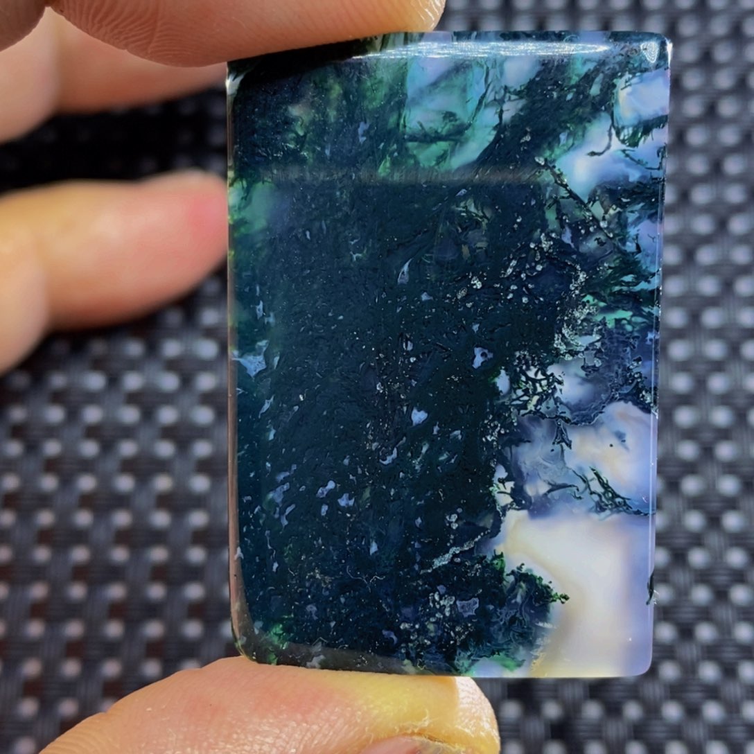 玛瑙/玉髓颈饰未镶嵌宝*