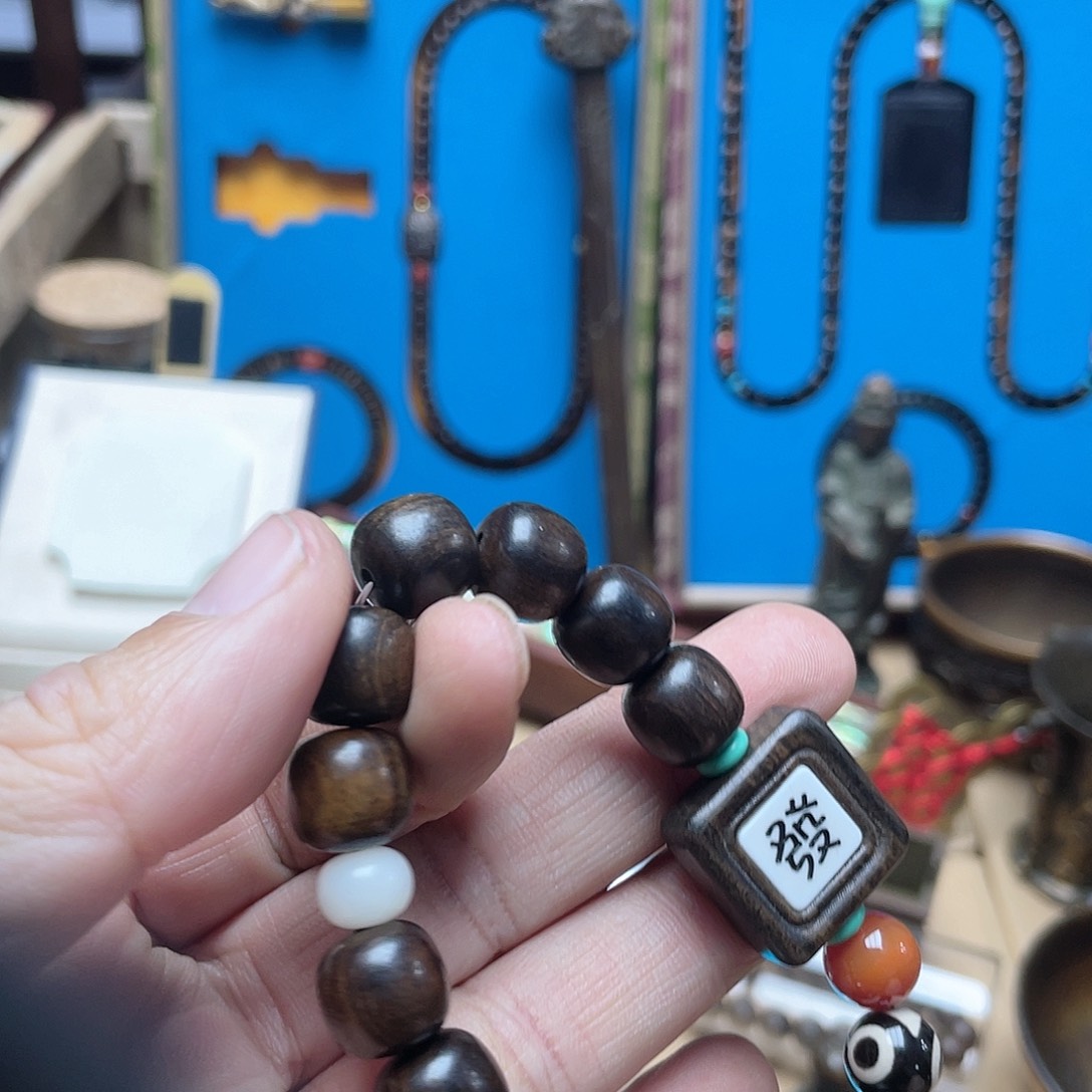 滴血莲花菩提吊坠