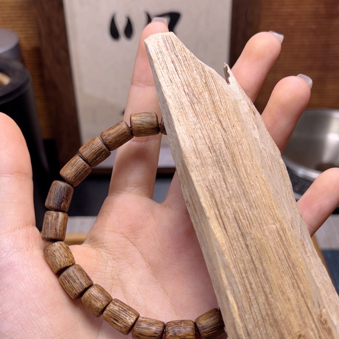 香榧木海南绿奇楠随行串7克