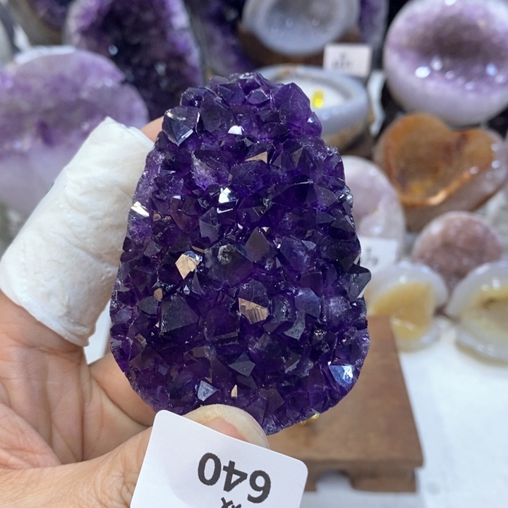 水晶大型摆件（非配饰）未镶嵌