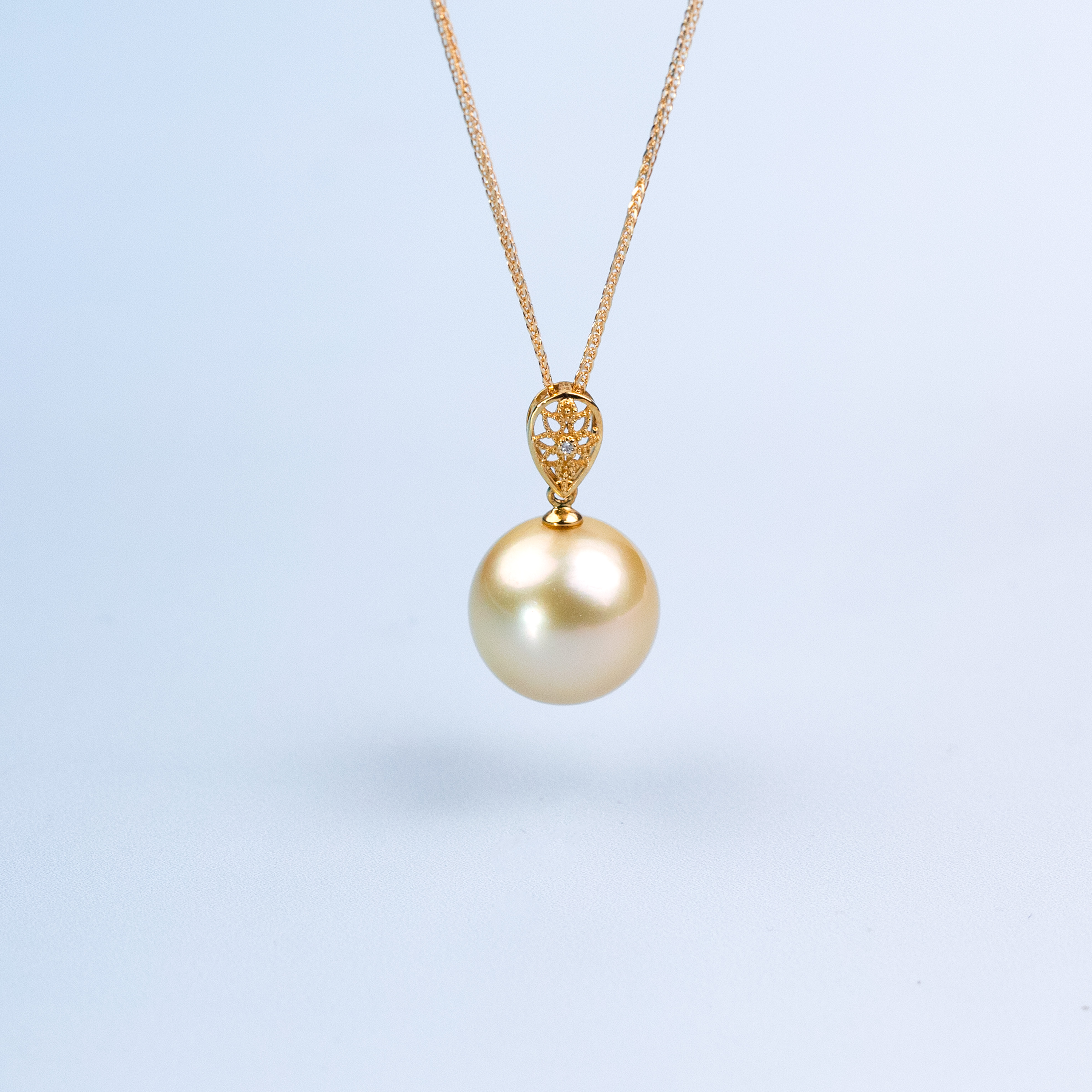 珈白丽【昕昕】海水珍珠18K金扣头金珠吊坠-送50公分肖邦银链13-14