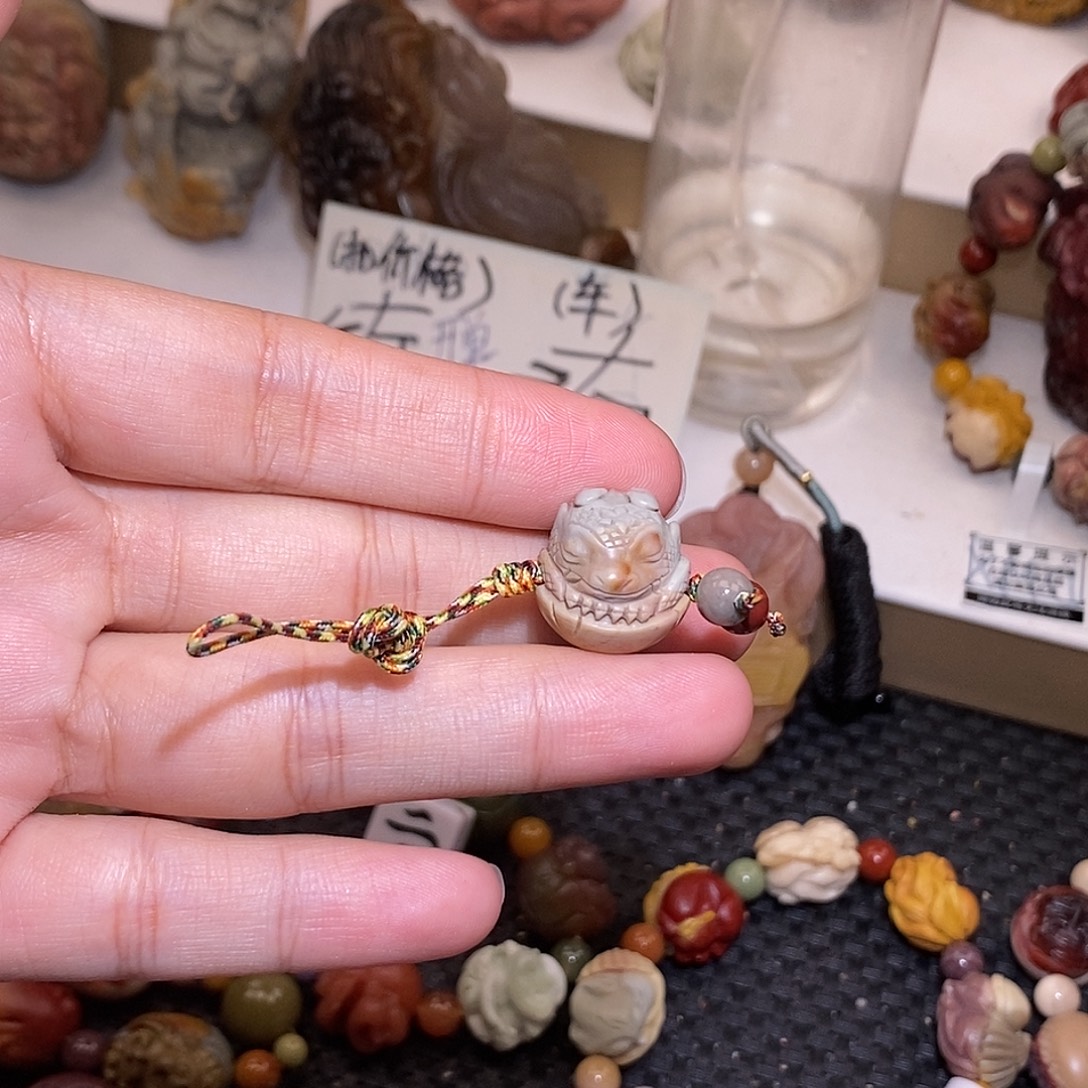 石英质玉（阿拉善玉）未镶嵌手链