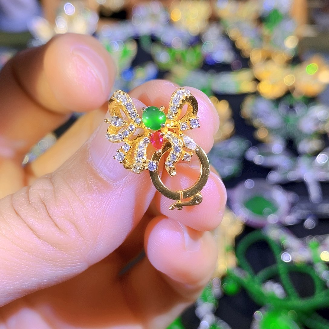 吊坠(不含链)银S925镶嵌翡翠