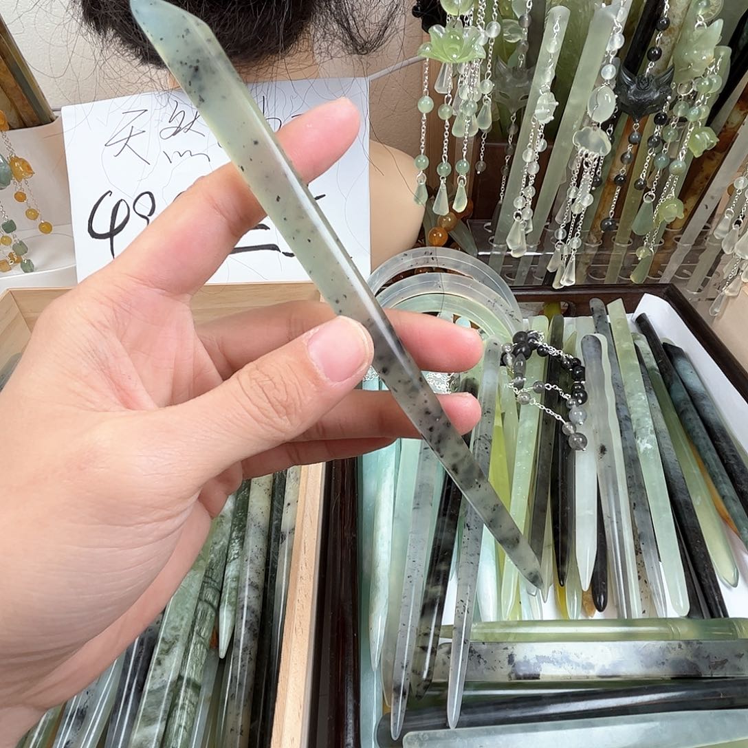 蛇纹石玉发饰未镶嵌长度17