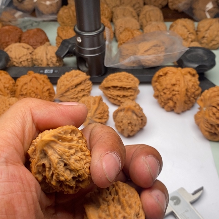 格***金文玩核桃吊坠111，