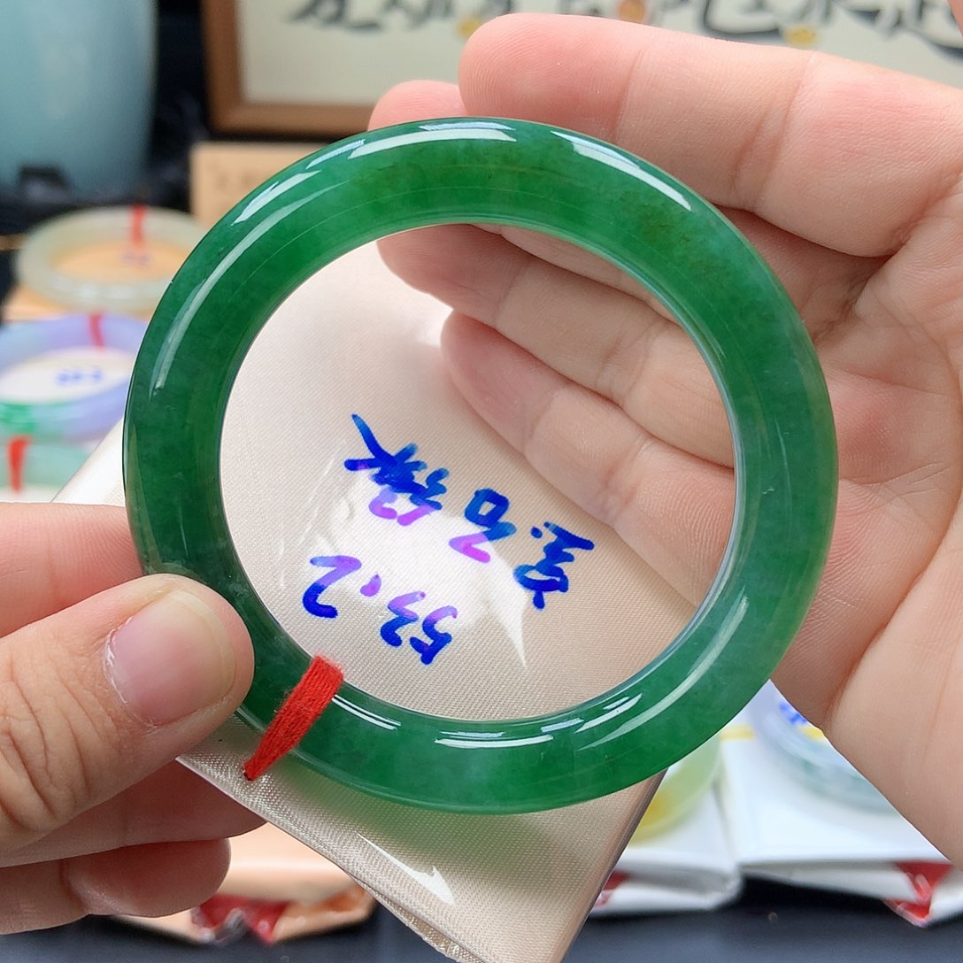 未镶嵌手镯翡翠6号满绿
