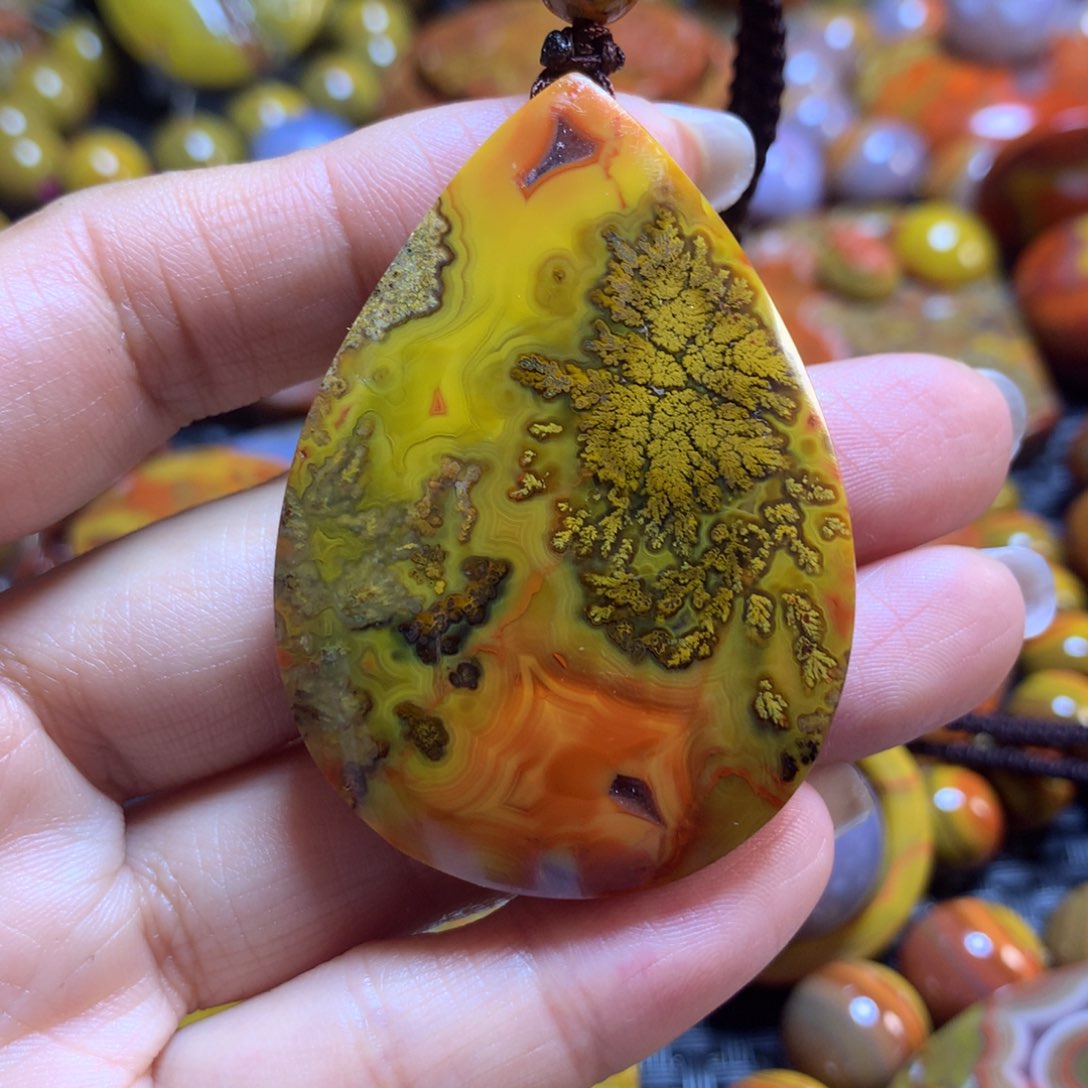 玛瑙/玉髓吊坠未镶嵌A***哥