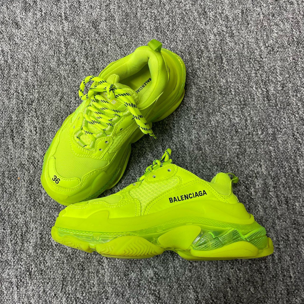 95新 Balenciaga/巴黎世家 36码/荧光黄老爹鞋/0607