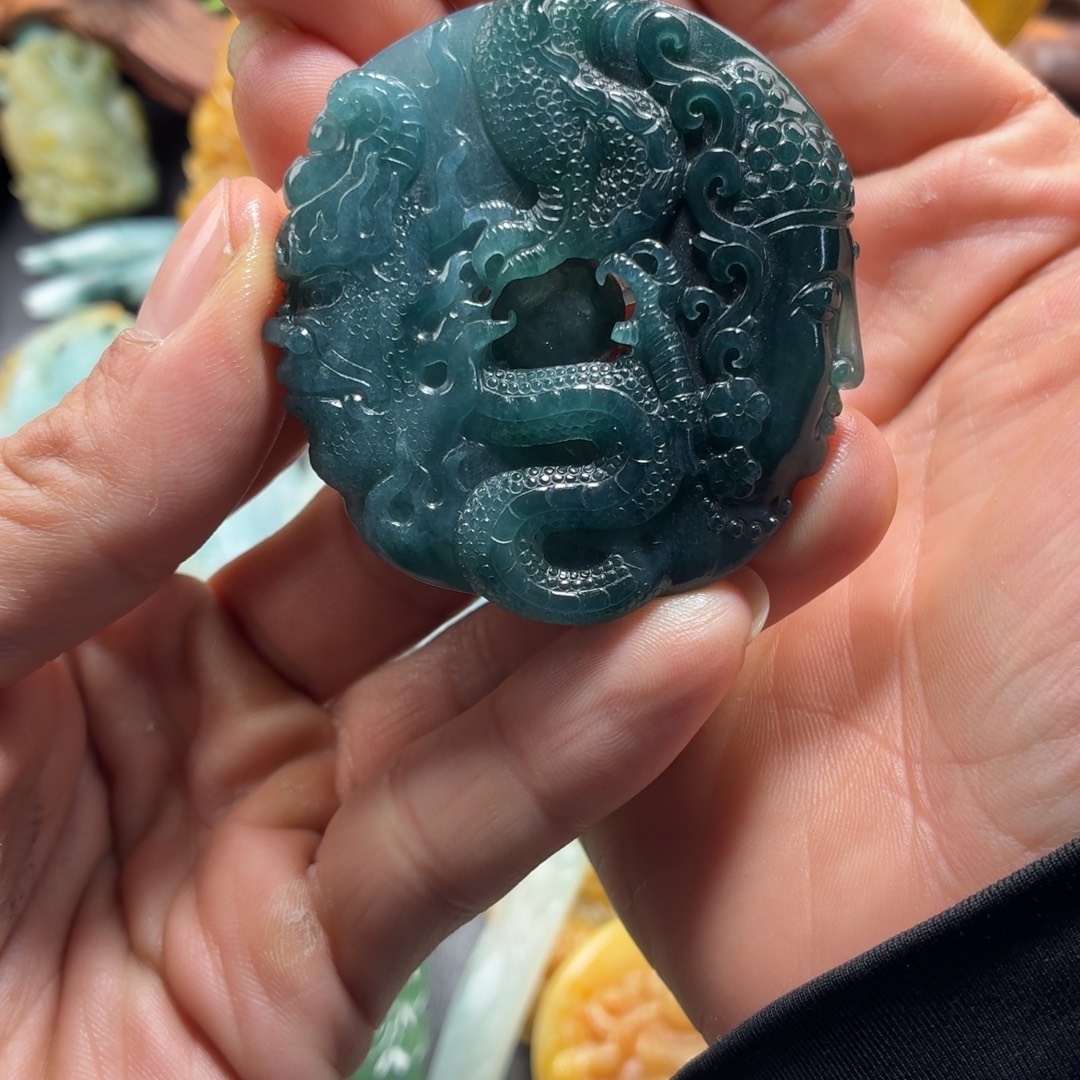 定制翡翠未镶嵌翡翠