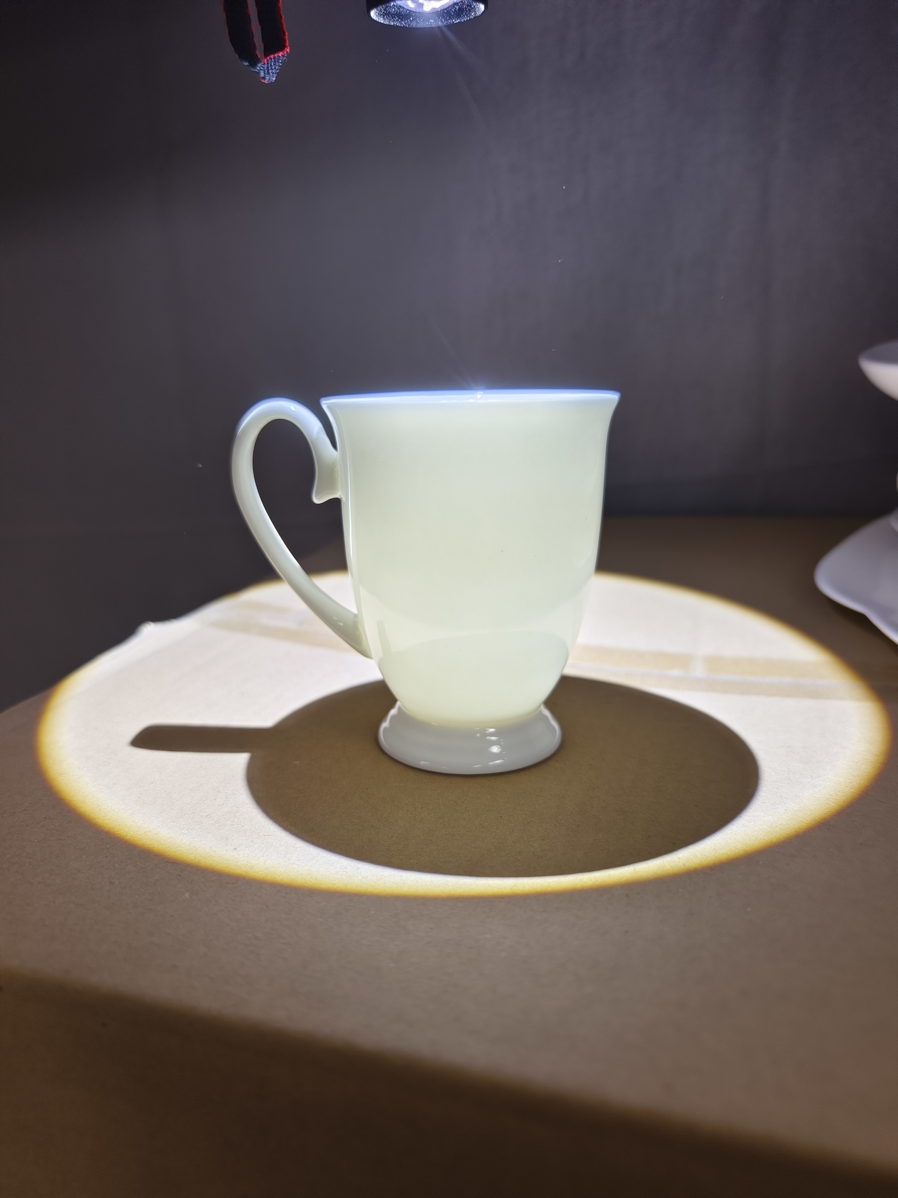 骨瓷水杯纯白高档带把茶杯咖啡杯 380ML