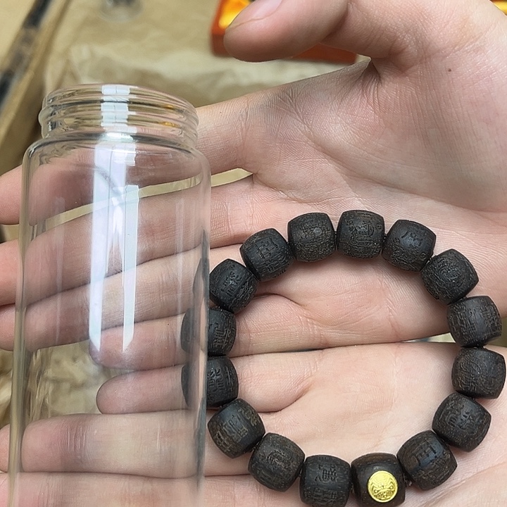 大叶紫檀（黑酸枝木类）