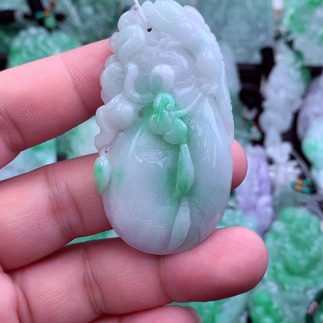 翡翠吊坠(不含链)未镶嵌