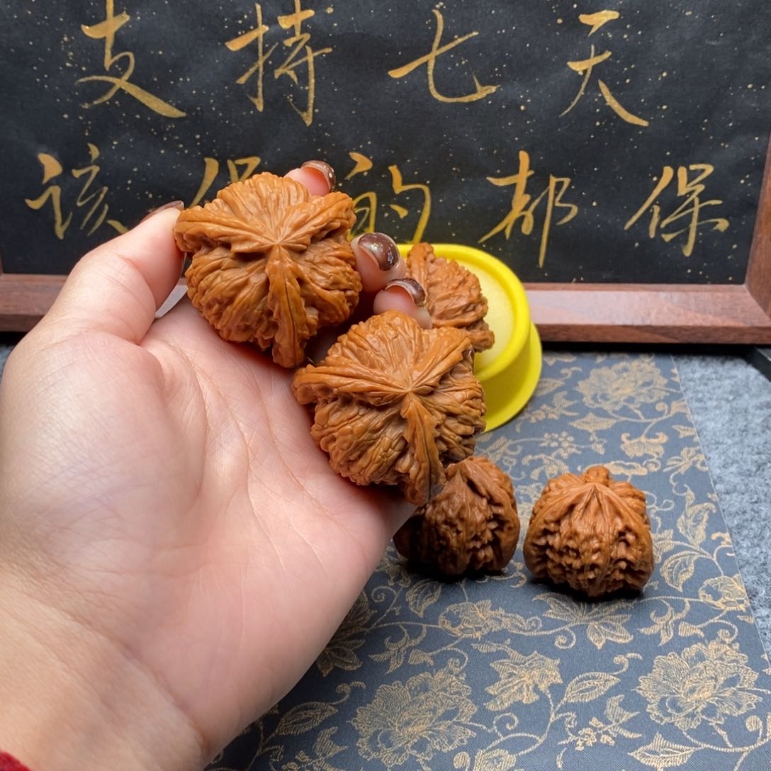 吊坠文玩核桃科*邪白狮子