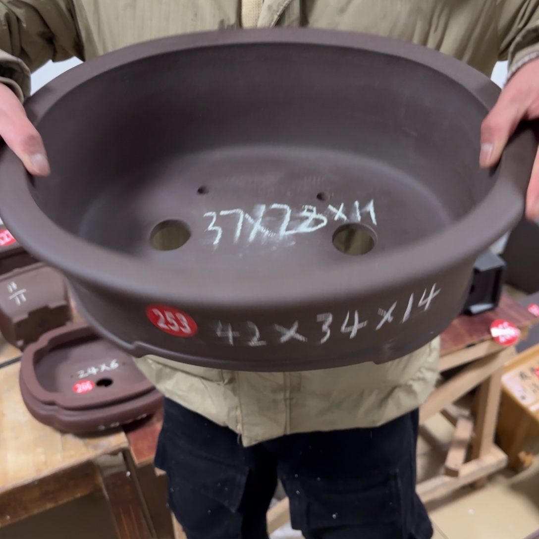 紫砂花盆呜呜呜呜
