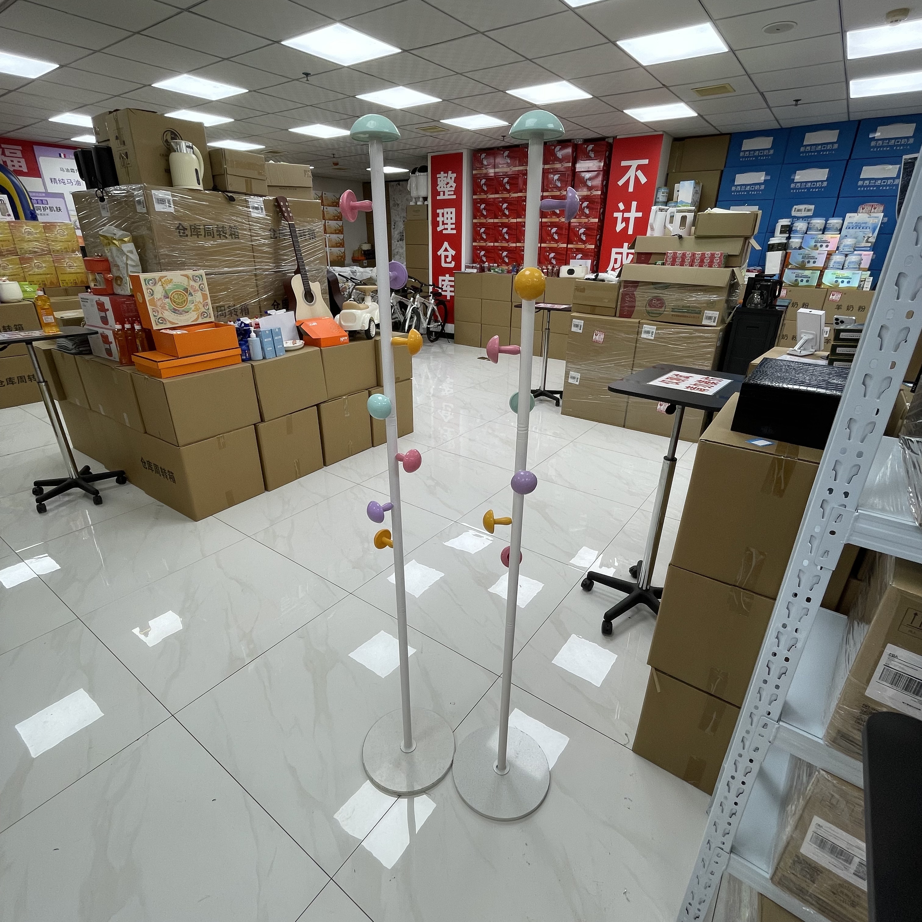 蘑菇衣架颜色款式随机-MC