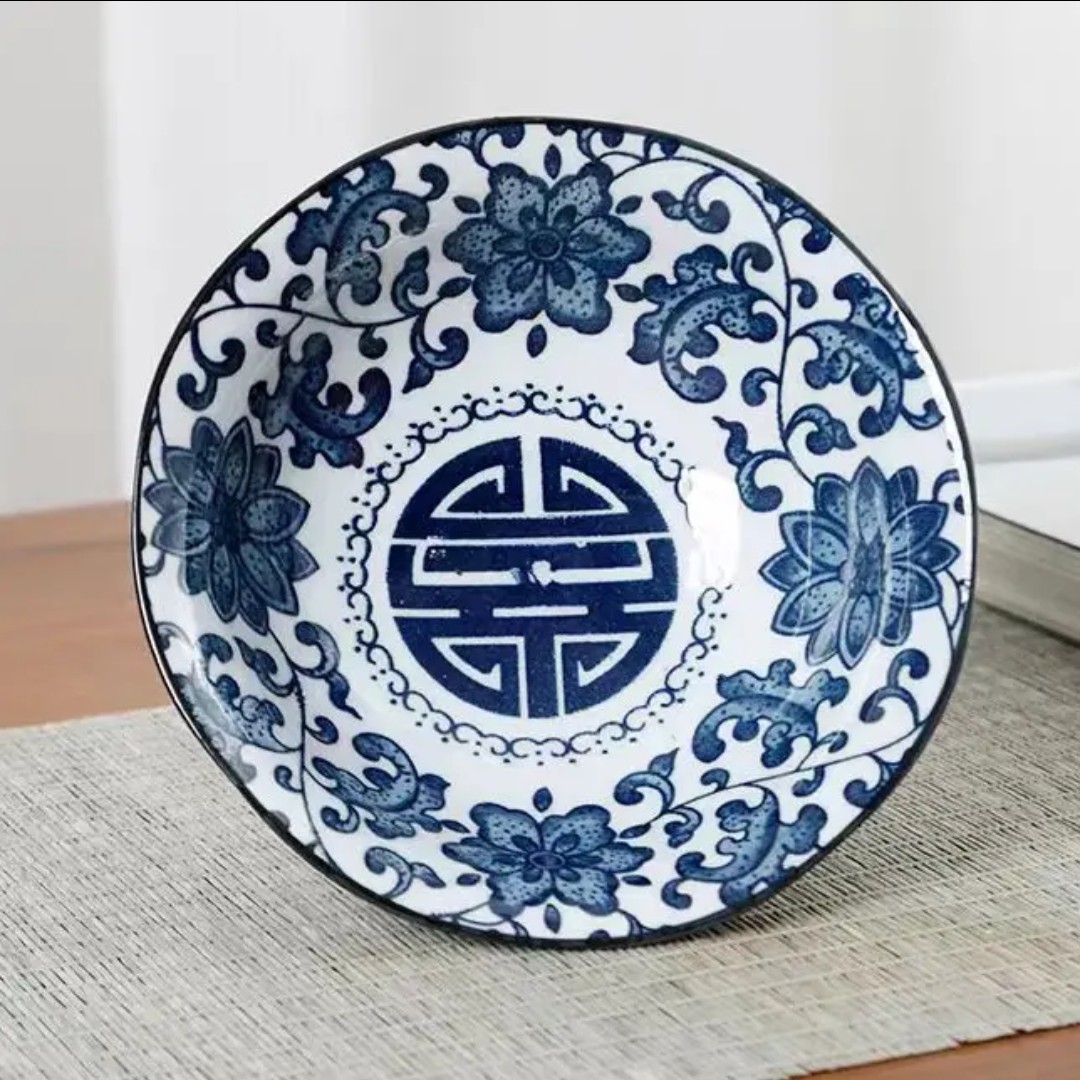 青花缠枝连果盘 