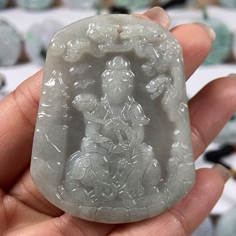 翡翠颈饰未镶嵌普贤菩萨福利