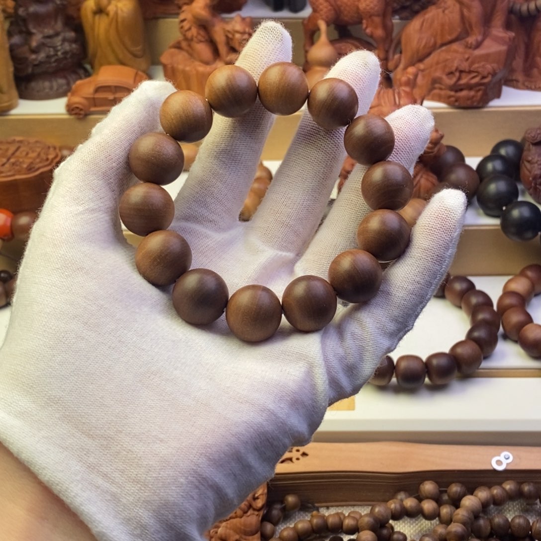 晴***丶檀香木手串/手链老山檀香1.5横纹黑肉奶香