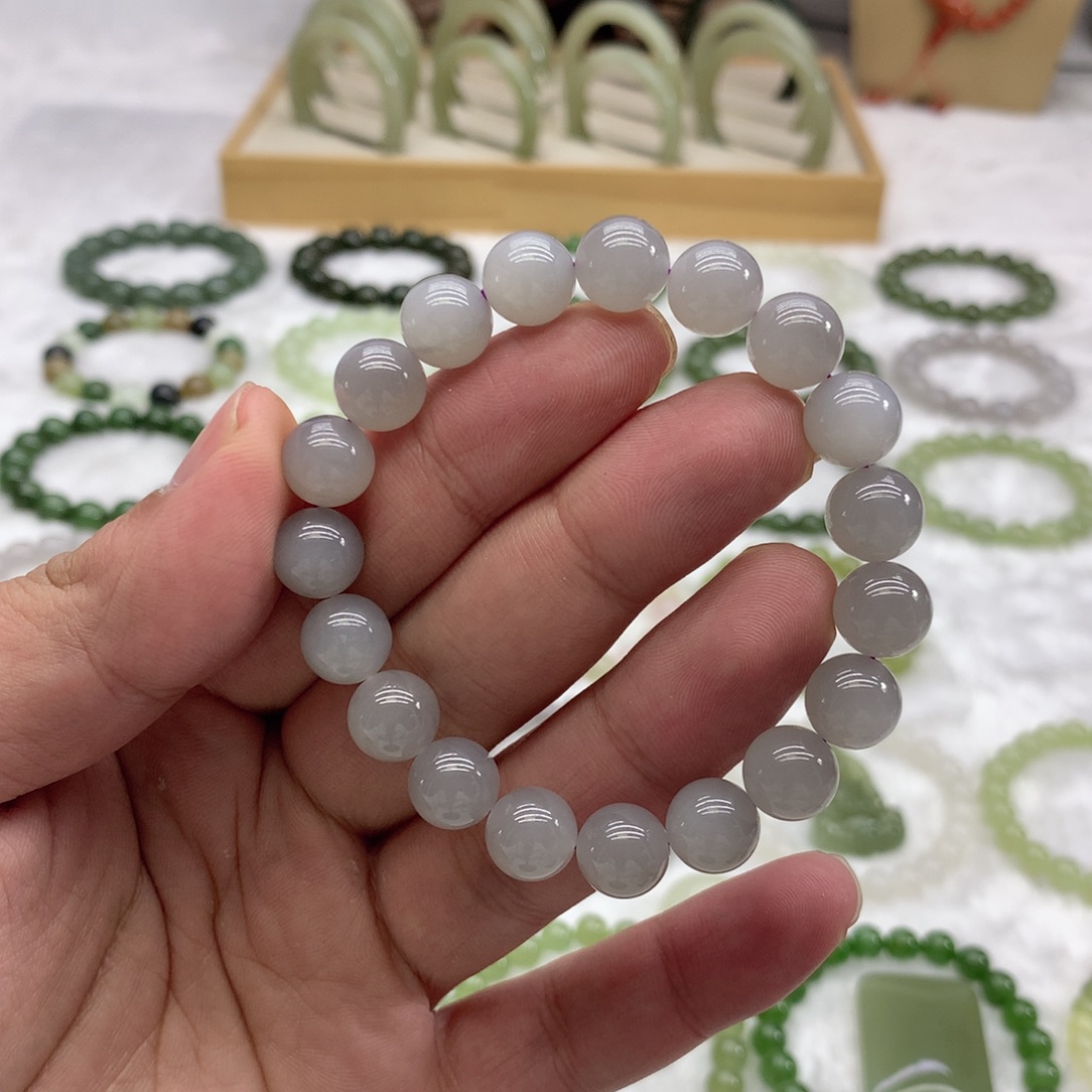 和田玉未镶嵌手串（烟紫10）