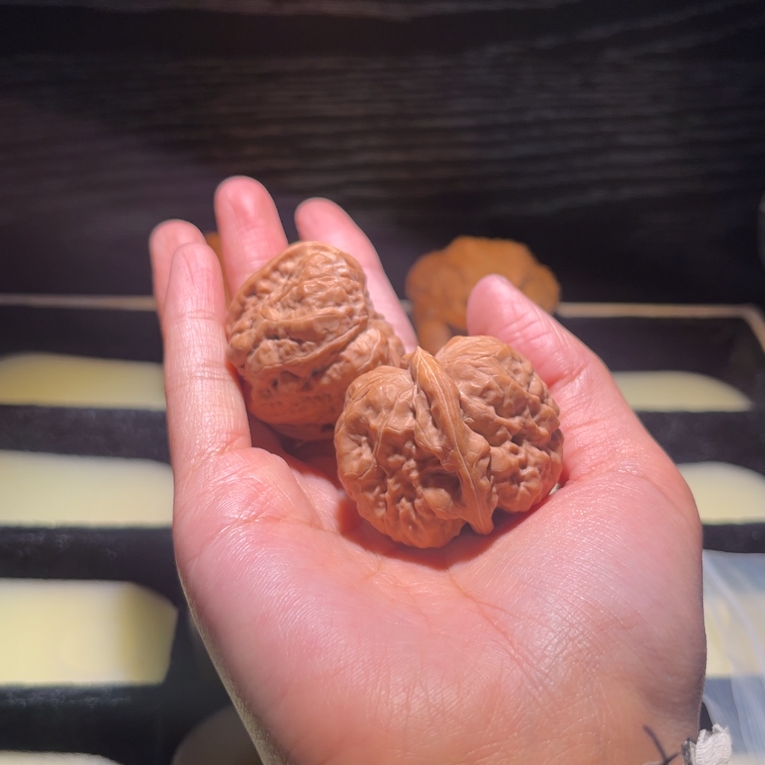 *****大叶紫檀（黑酸枝木类）蛤蟆