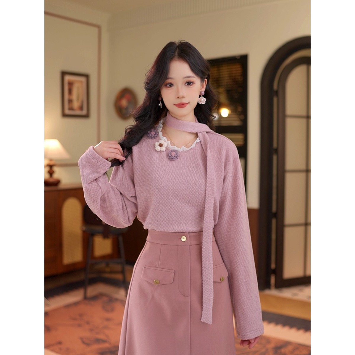 芷莹【粟裕】25年秋冬新款简约时尚小众显瘦减龄女针织衫#G14648