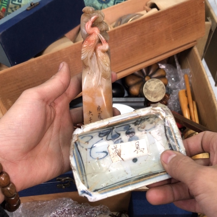 陶瓷孤品单件车里拍