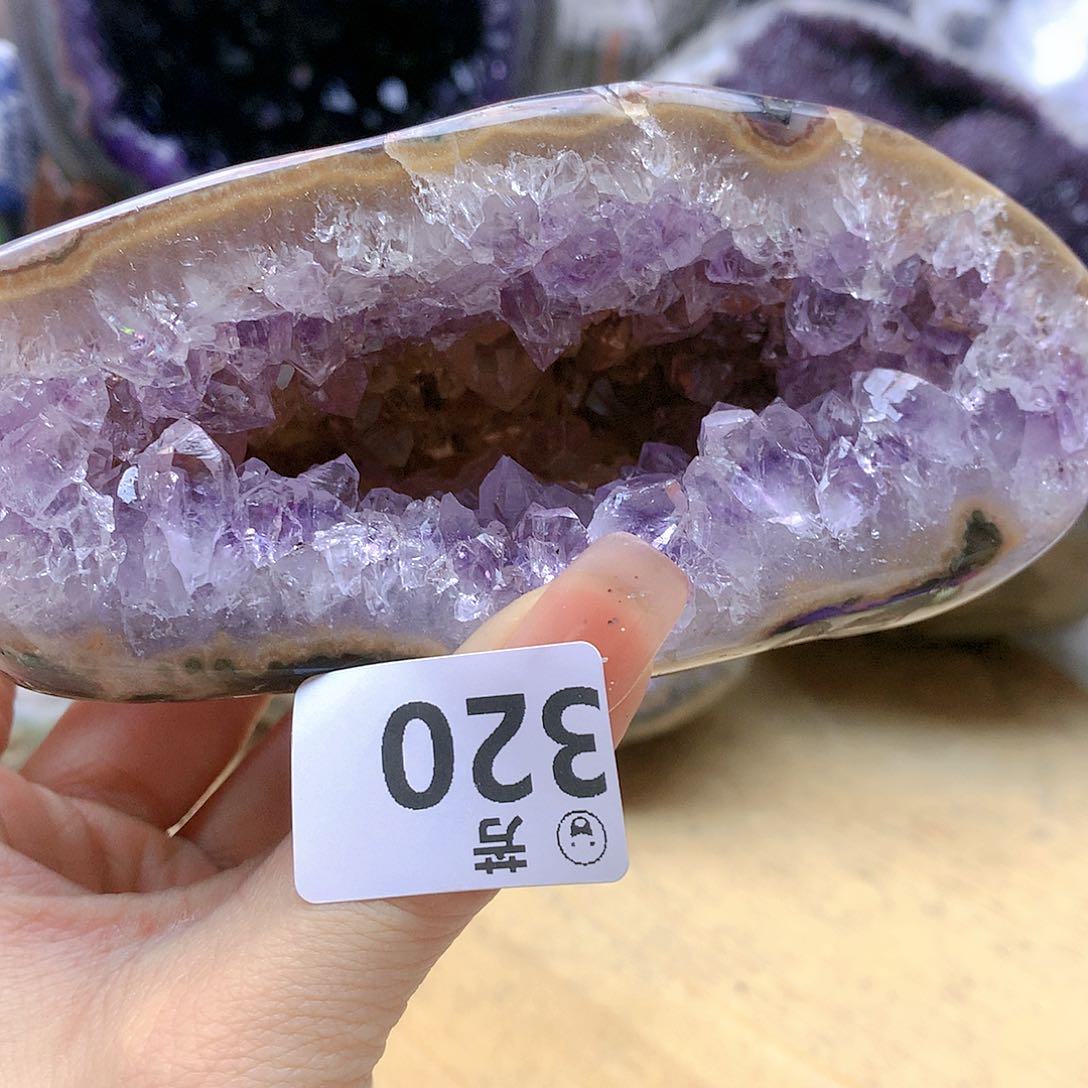 紫晶大型摆件（非配饰）未镶嵌