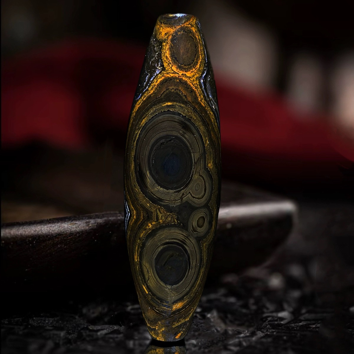 蒙天珠九眼石页岩精品优质青花黑炭三眼天然老玛瑙天眼珠原石吊坠