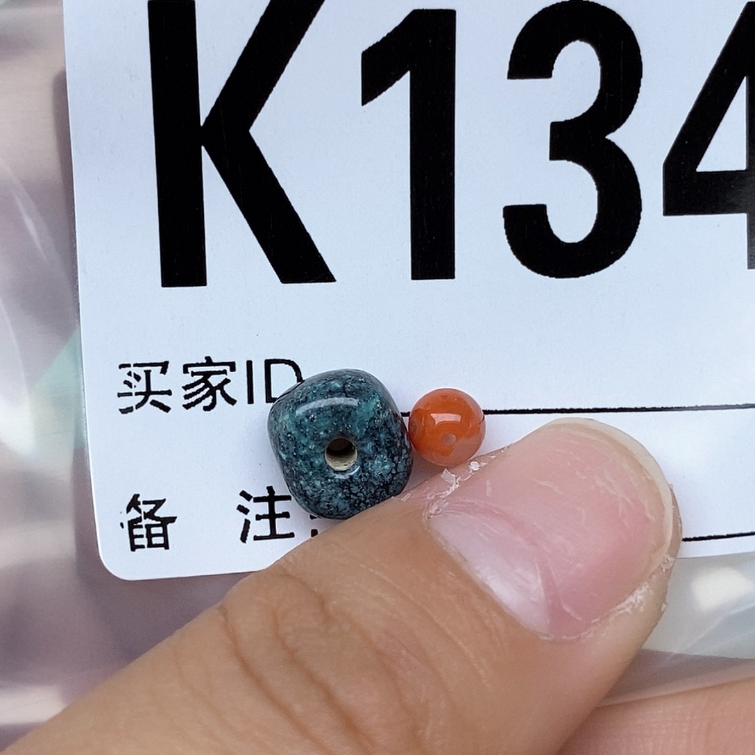 南红玛瑙配饰未镶嵌?****.