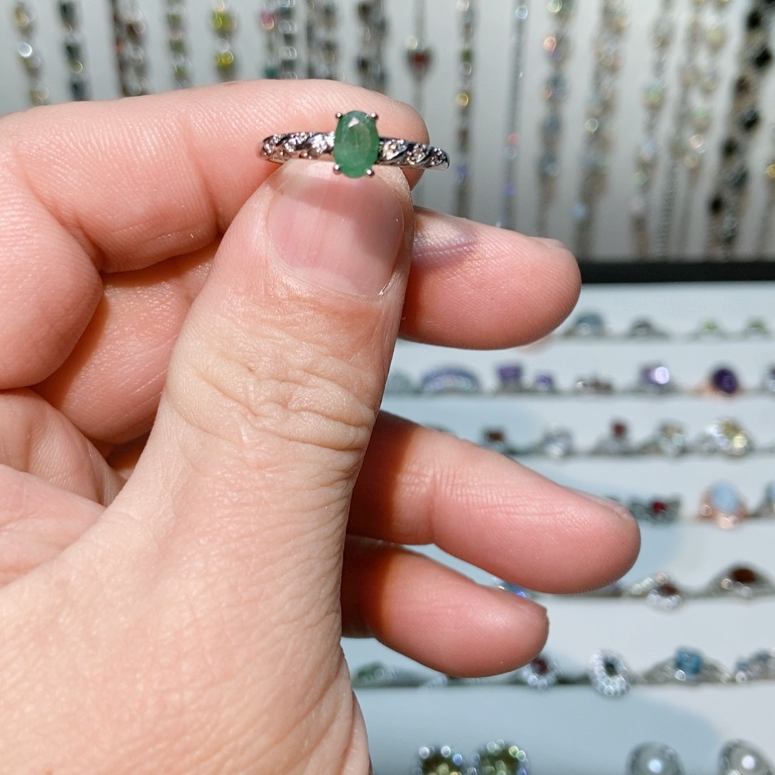 绿水晶戒指银S925镶嵌