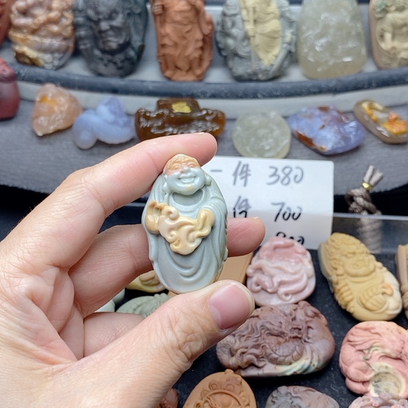 【闪购商品】定制石英质玉吊坠未镶嵌