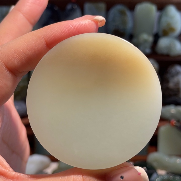 和田玉颈饰未镶嵌吊坠