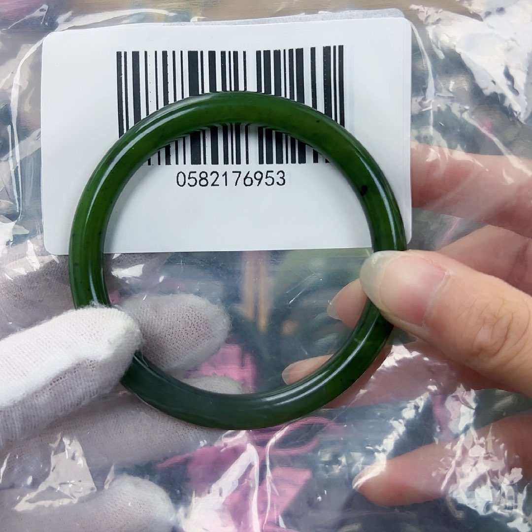 和田玉（碧玉）手镯未镶嵌59