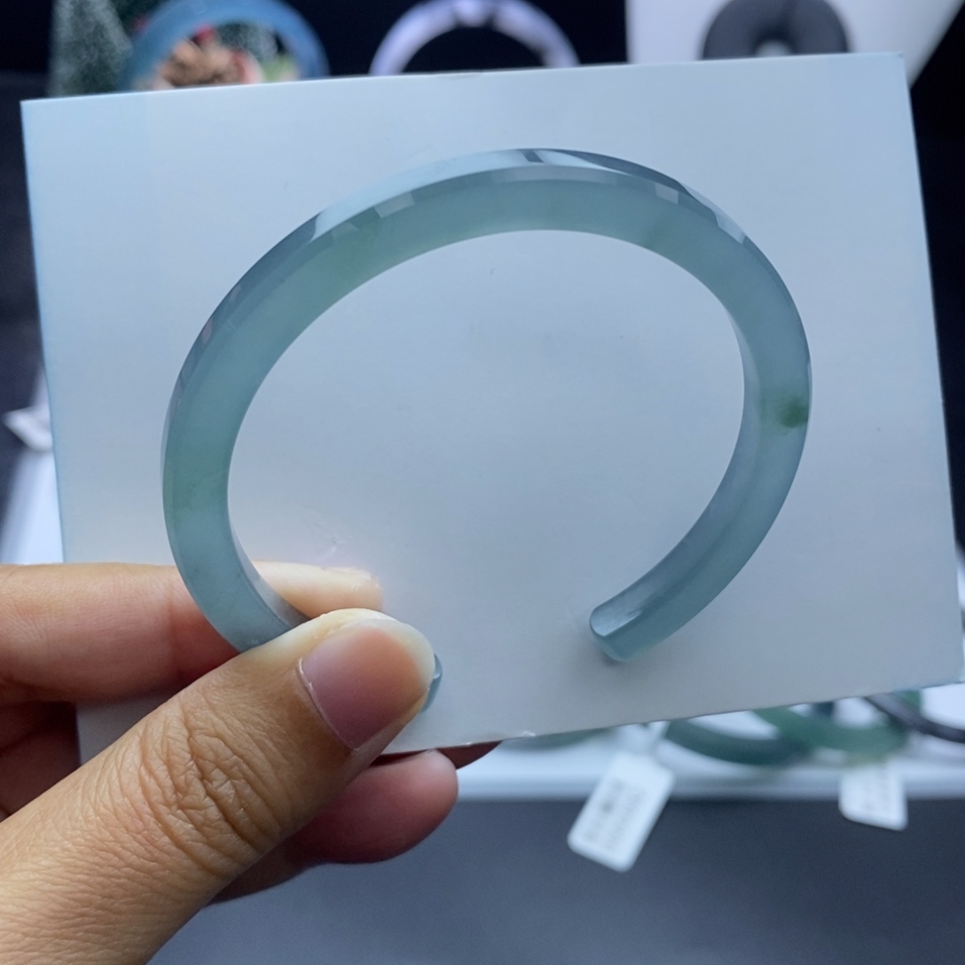 定制翡翠未镶嵌成品买断钻切天空蓝56