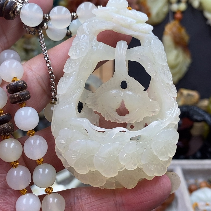 【闪购商品】蛇纹石玉吊坠未镶嵌