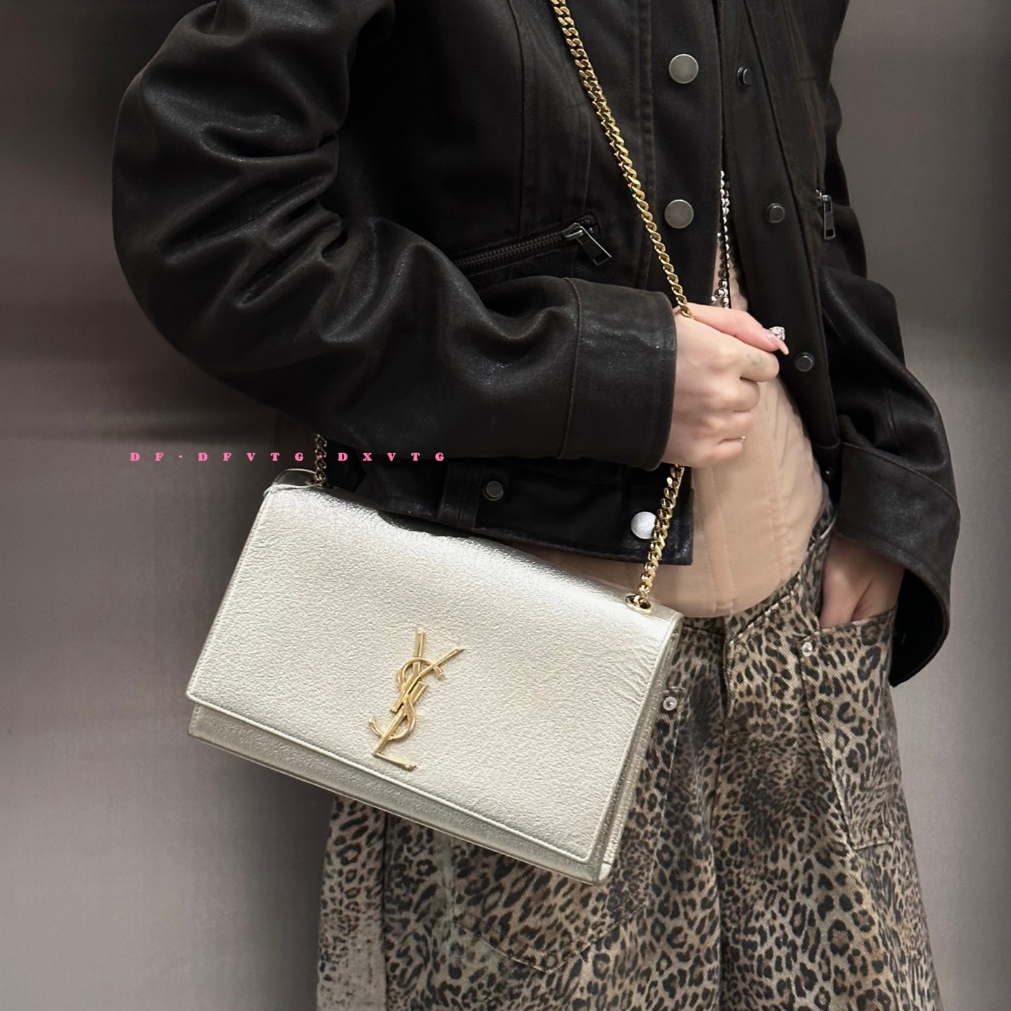 95新 YSL/圣罗兰 ysl 香槟金细闪链条斜挎包K