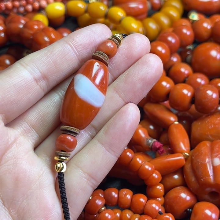 颈饰琉璃Y****你琉璃……………..