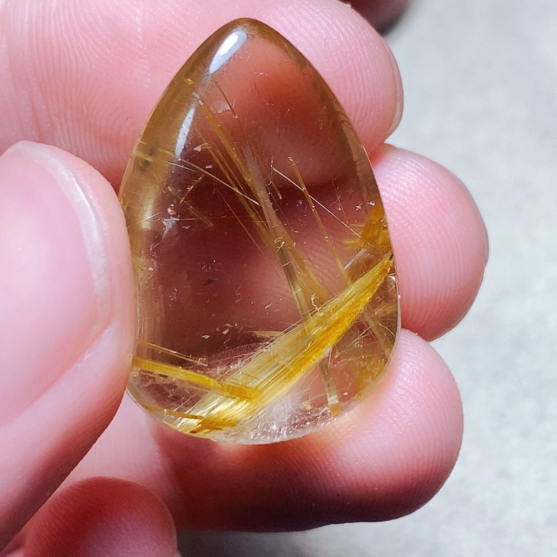 水晶颈饰未镶嵌青**影