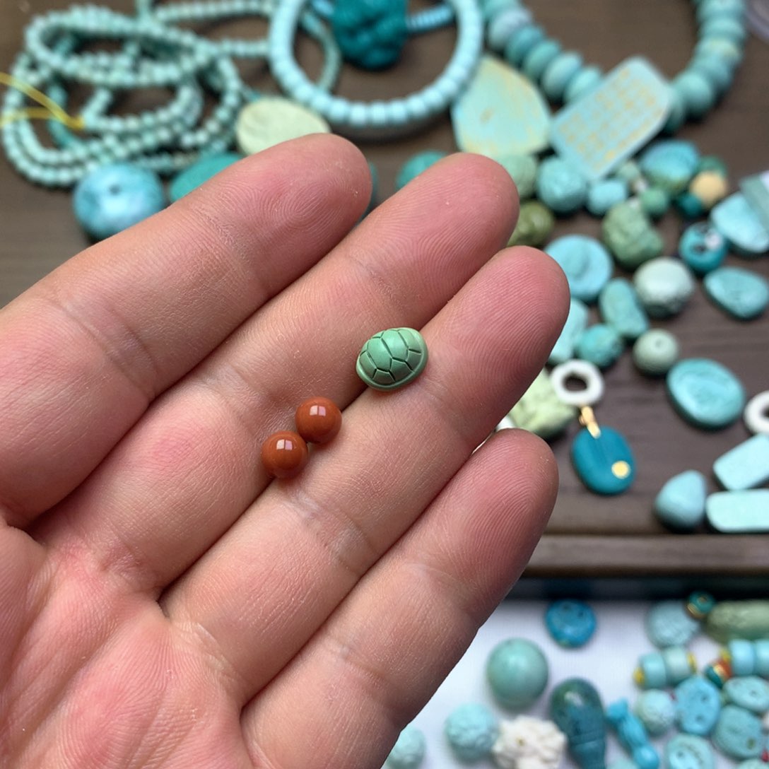 南红玛瑙雕刻未镶嵌