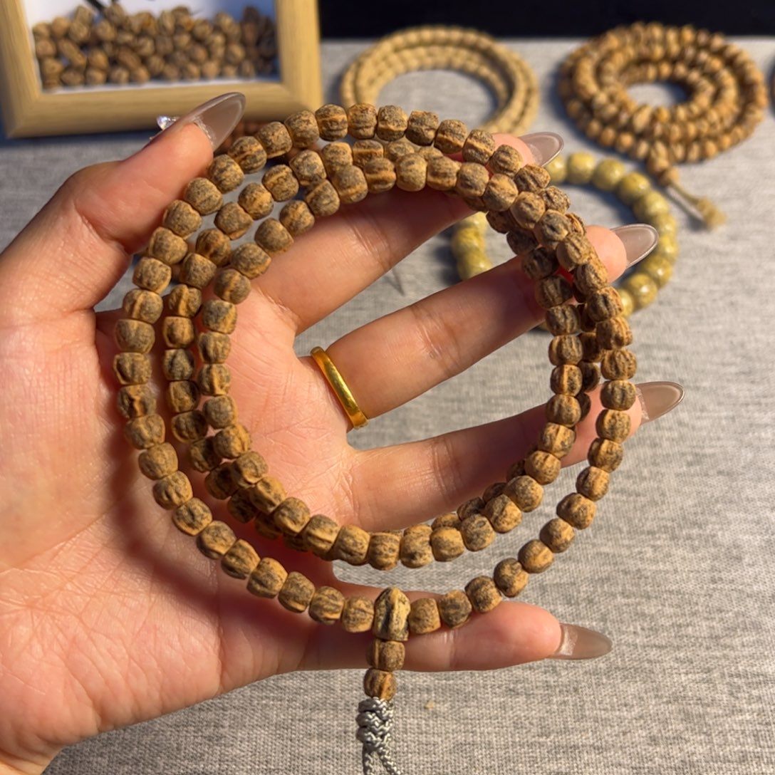 柏香籽/百香籽吊坠