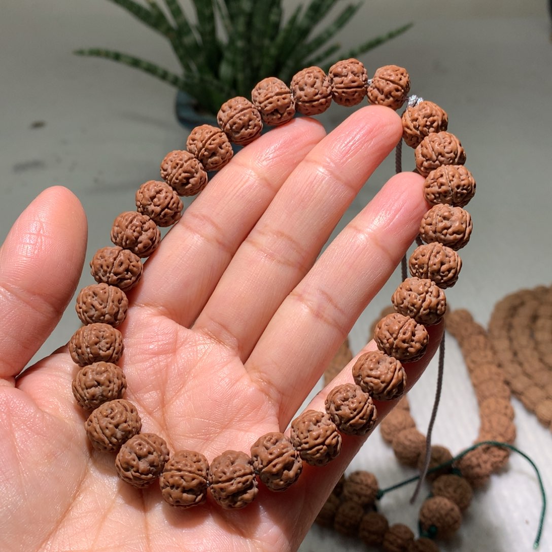 金刚菩提吊坠拜**闹老树王手串12