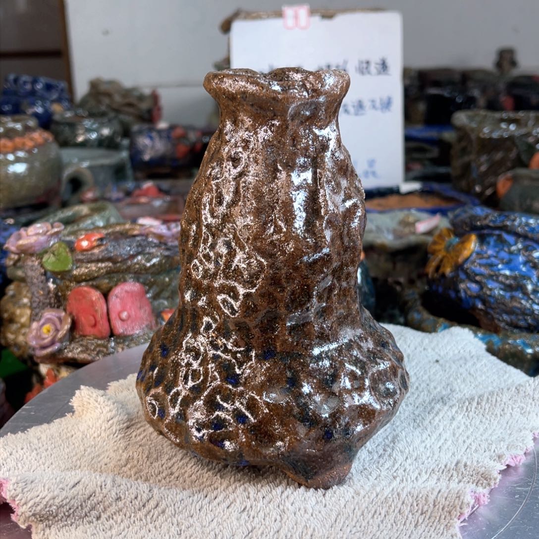 红陶粗砂陶手工花盆